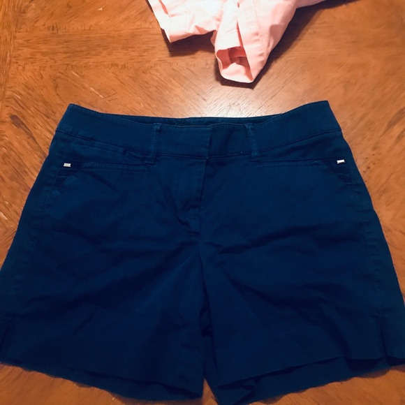 Shorts  Beautiful comfortable shorts - Picture 2 of 3